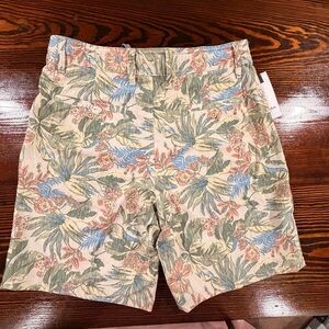 Goodfellow & Co Floral Print Flat Front Shorts in Green, Blue and Coral 32 waist